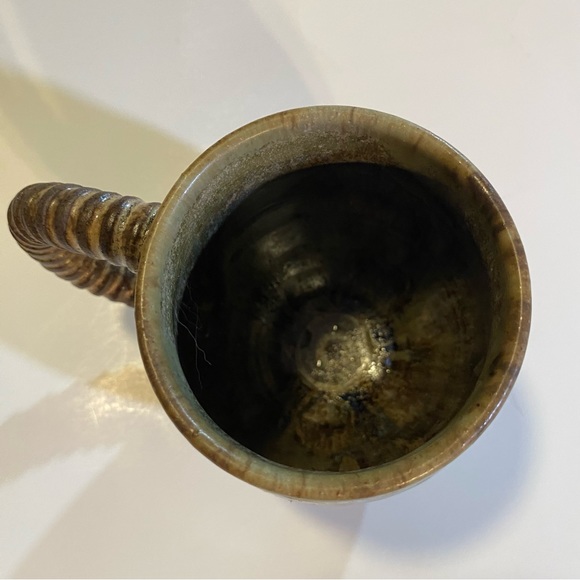 Handmade Mug by Kathy Peck, signed, GUC, Brown glaze, Capacity approx 10oz - Picture 4 of 6